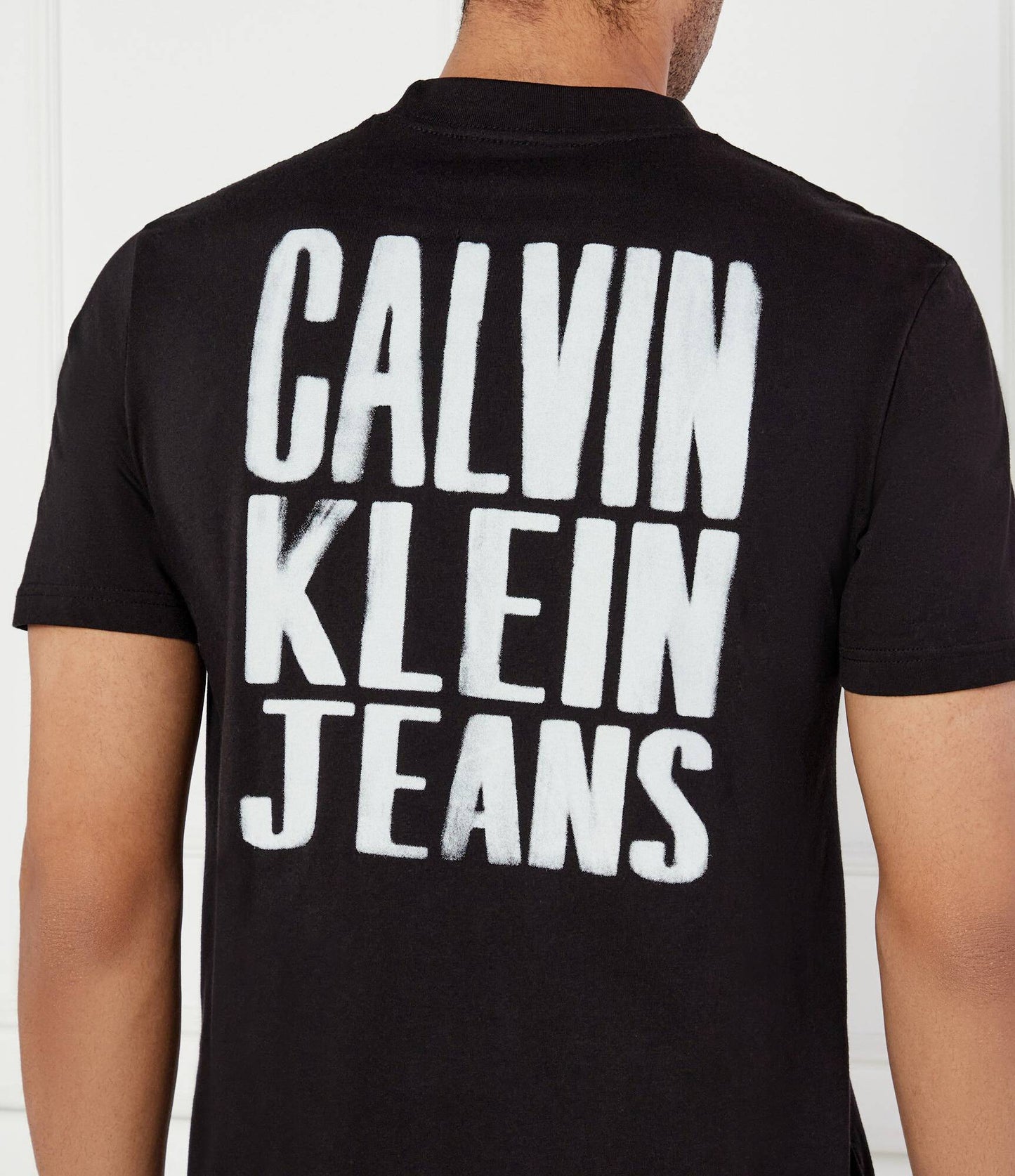 T-shirt Preta Calvin Klein SS25