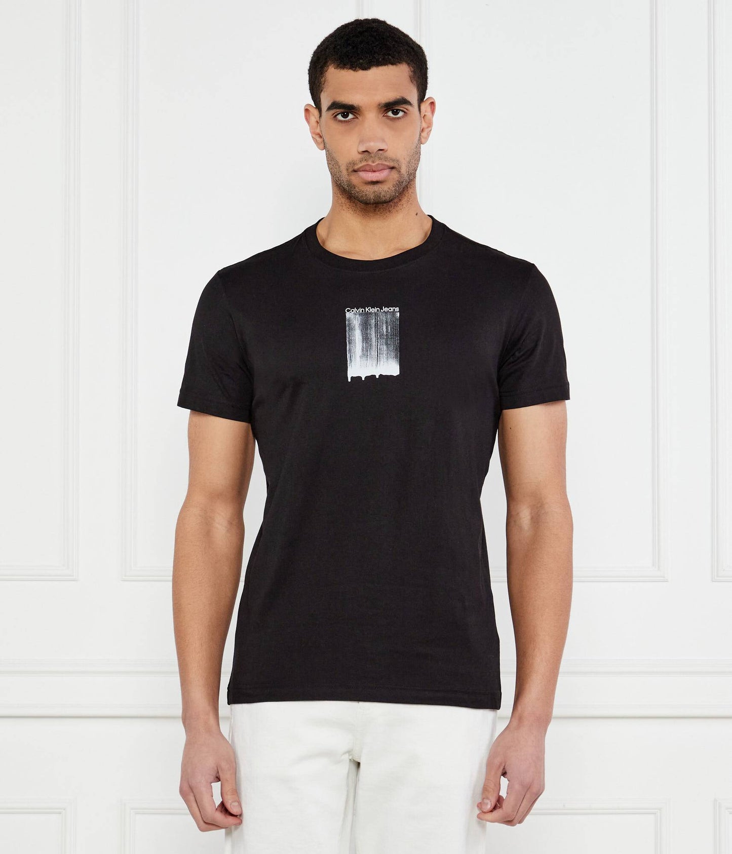 T-shirt Preta Calvin Klein SS25