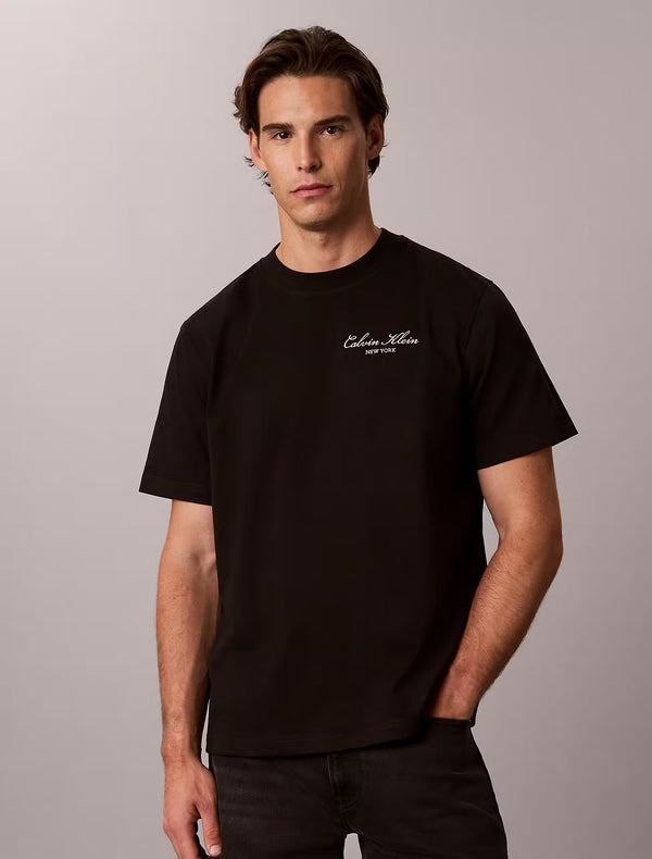 T-shirt com Logo Bordado Calvin Klein Relaxed Fit Preta