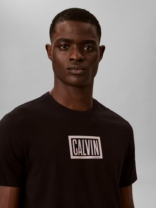 T-shirt Estamapada Calvin Klein Preta Calvin Klein