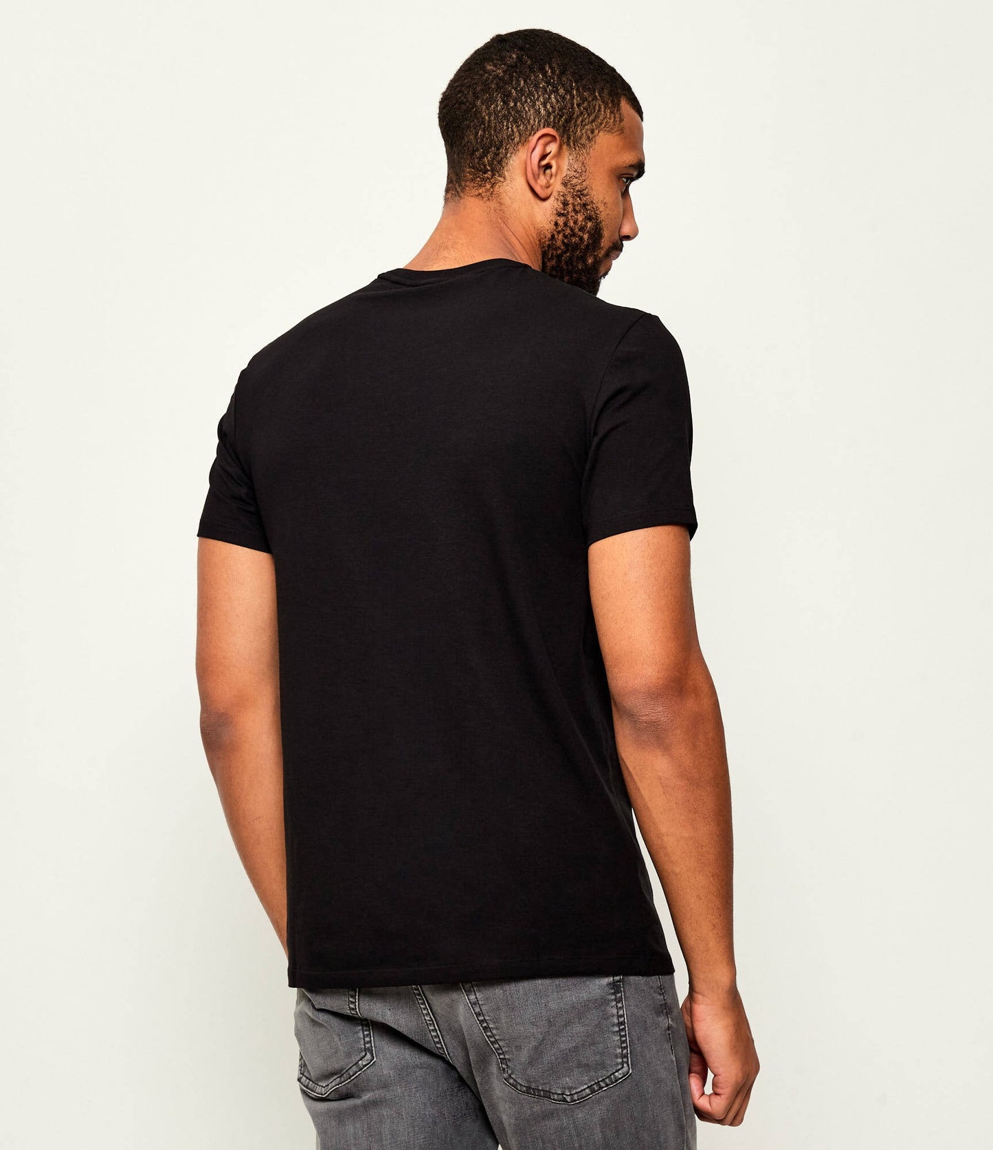 T-shirt Preta Calvin Klein FW25