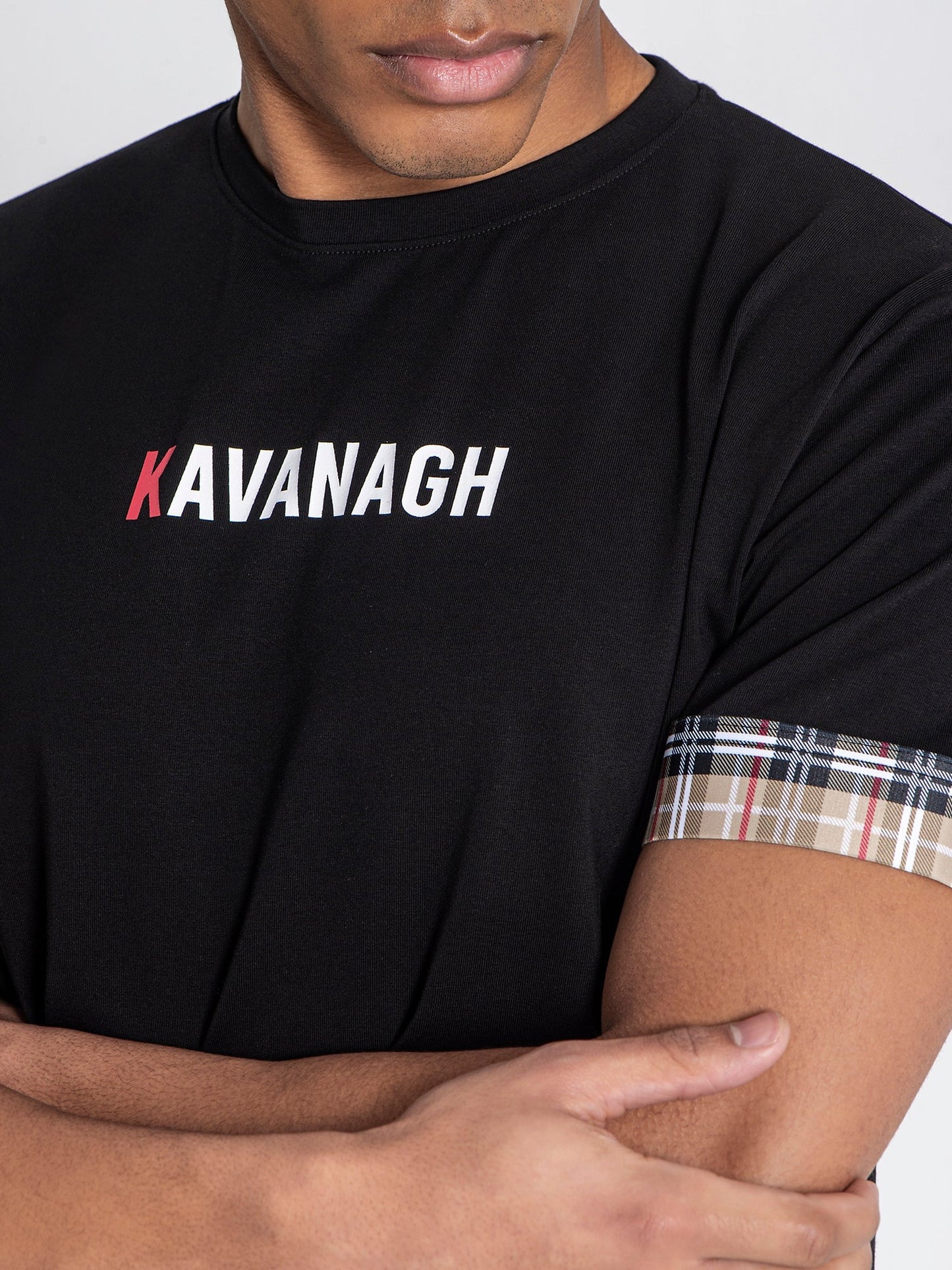 T-shirt Preta Gianni Kavanagh FW25