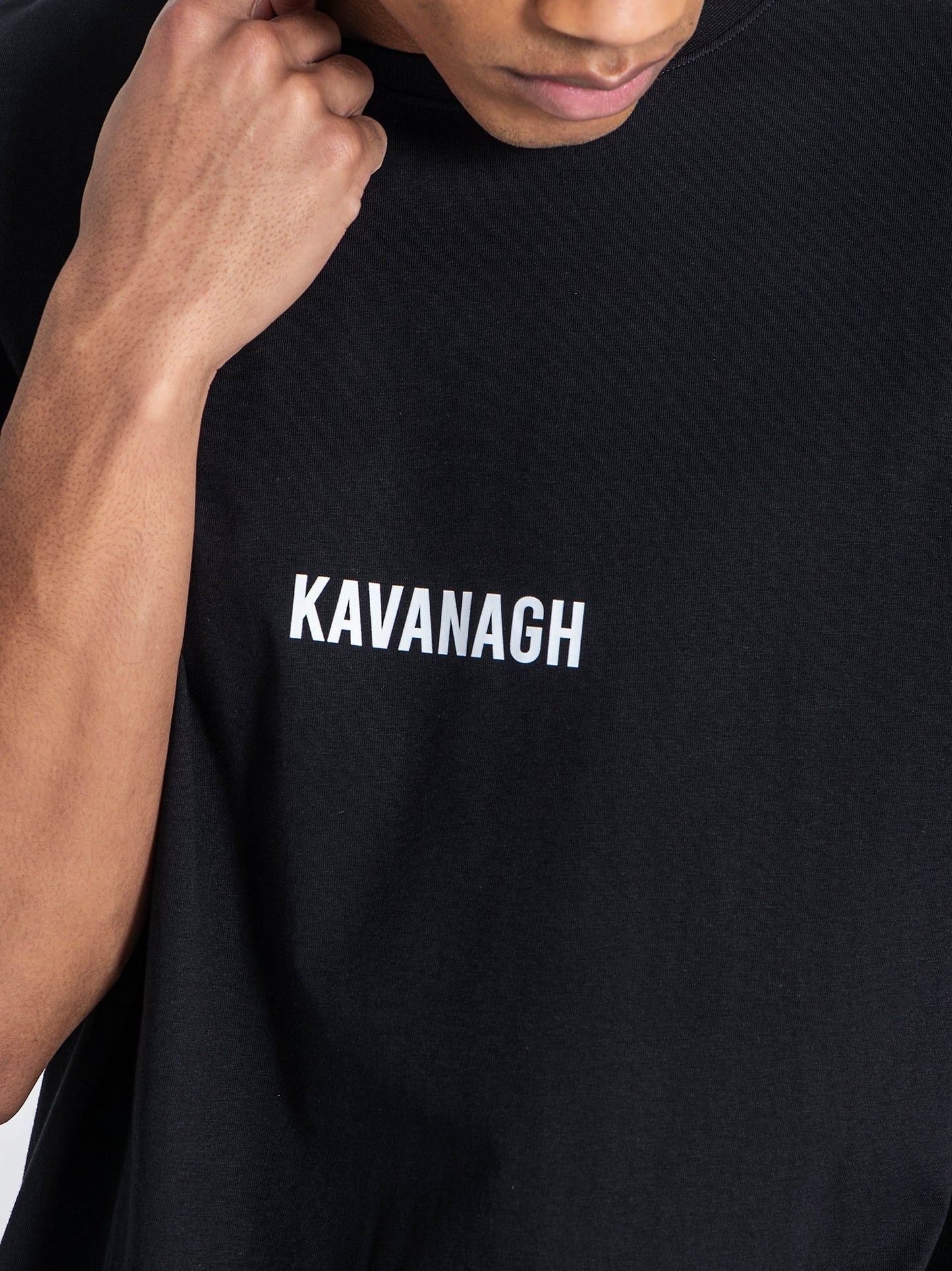 T-shirt Preta Gianni Kavanagh FW25