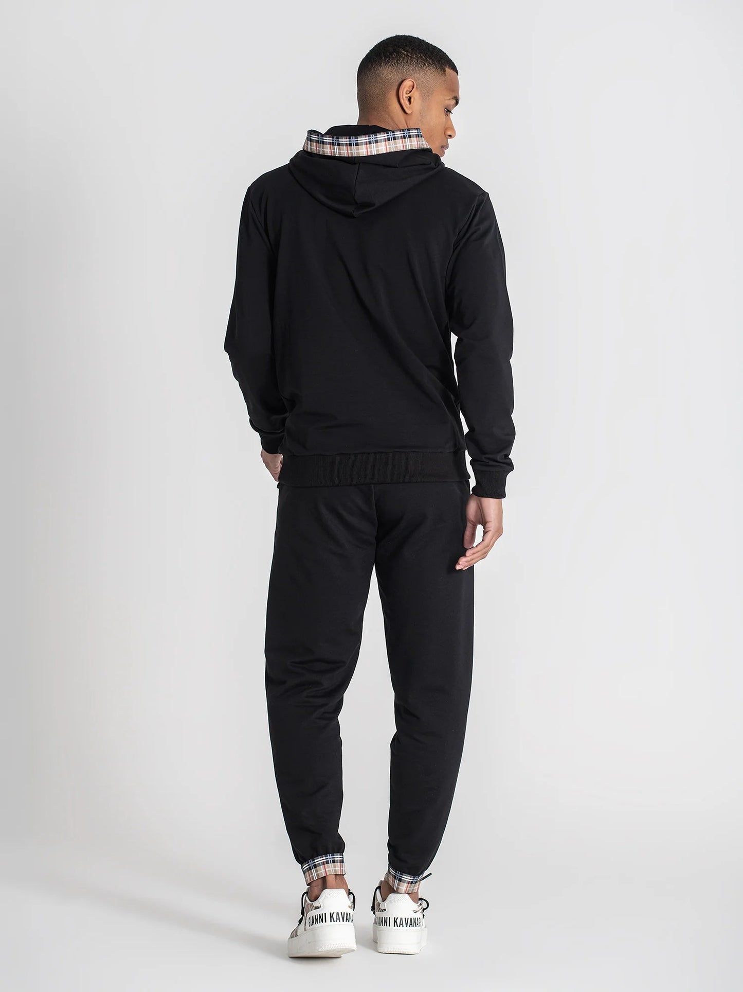 Fato de Treino Preto Gianni Kavanagh FW25