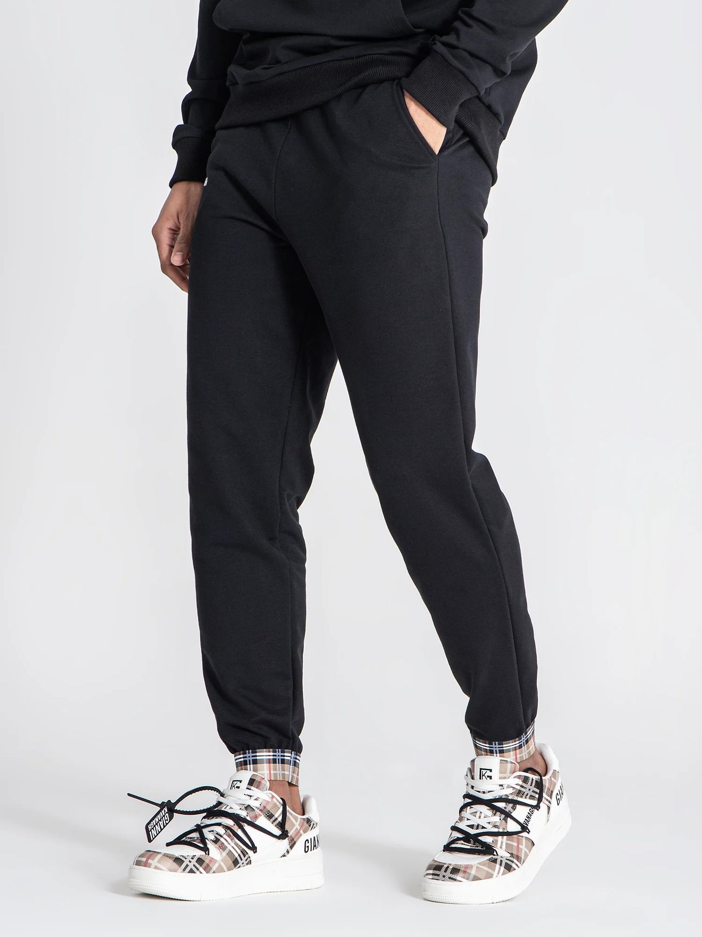 Fato de Treino Preto Gianni Kavanagh FW25