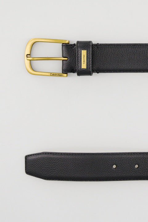 Cinto Simples em Pele Calvin Klein Preto Calvin Klein