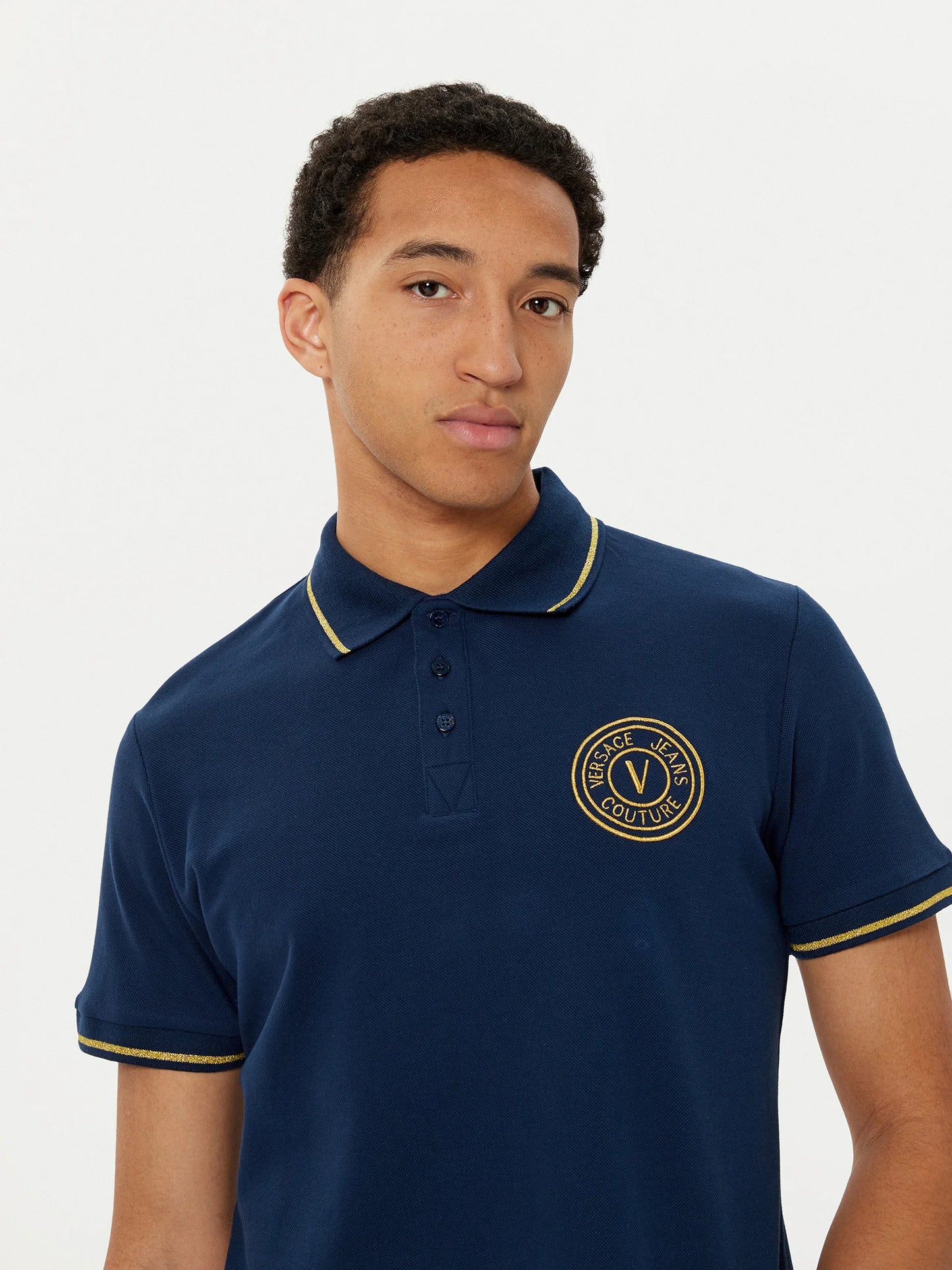 Polo Azul Versace Jeans Couture 78GAGT00 SS25