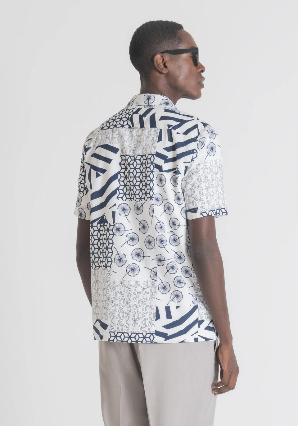 Antony Morato Regular Straight-Fit Short-Sleveed Shirt With Patchwork Print
