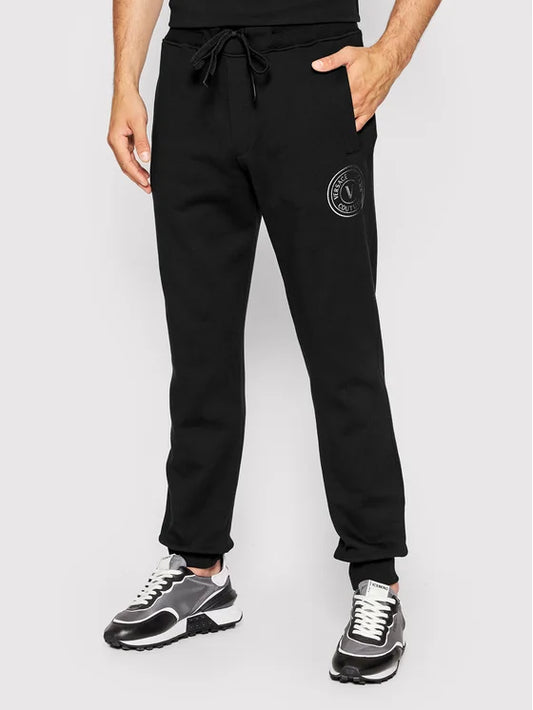 PANTALÓN DEPORTIVO CON EMBLEMA EN V Versace Jeans Couture 73GAAT06 